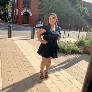 Meet your Posher, Julissa